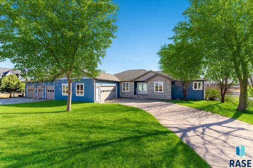 6340 Harbor Way Way, Wentworth, SD, 57075 | Card Image