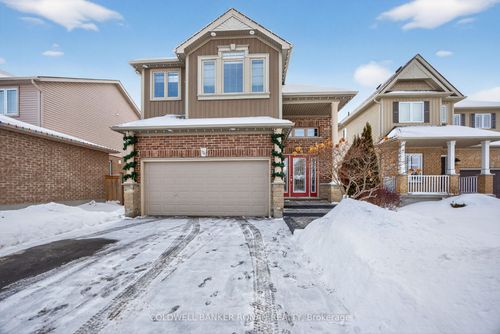 126 Gray Ave, Alliston, ON, L9R0G4 | Card Image