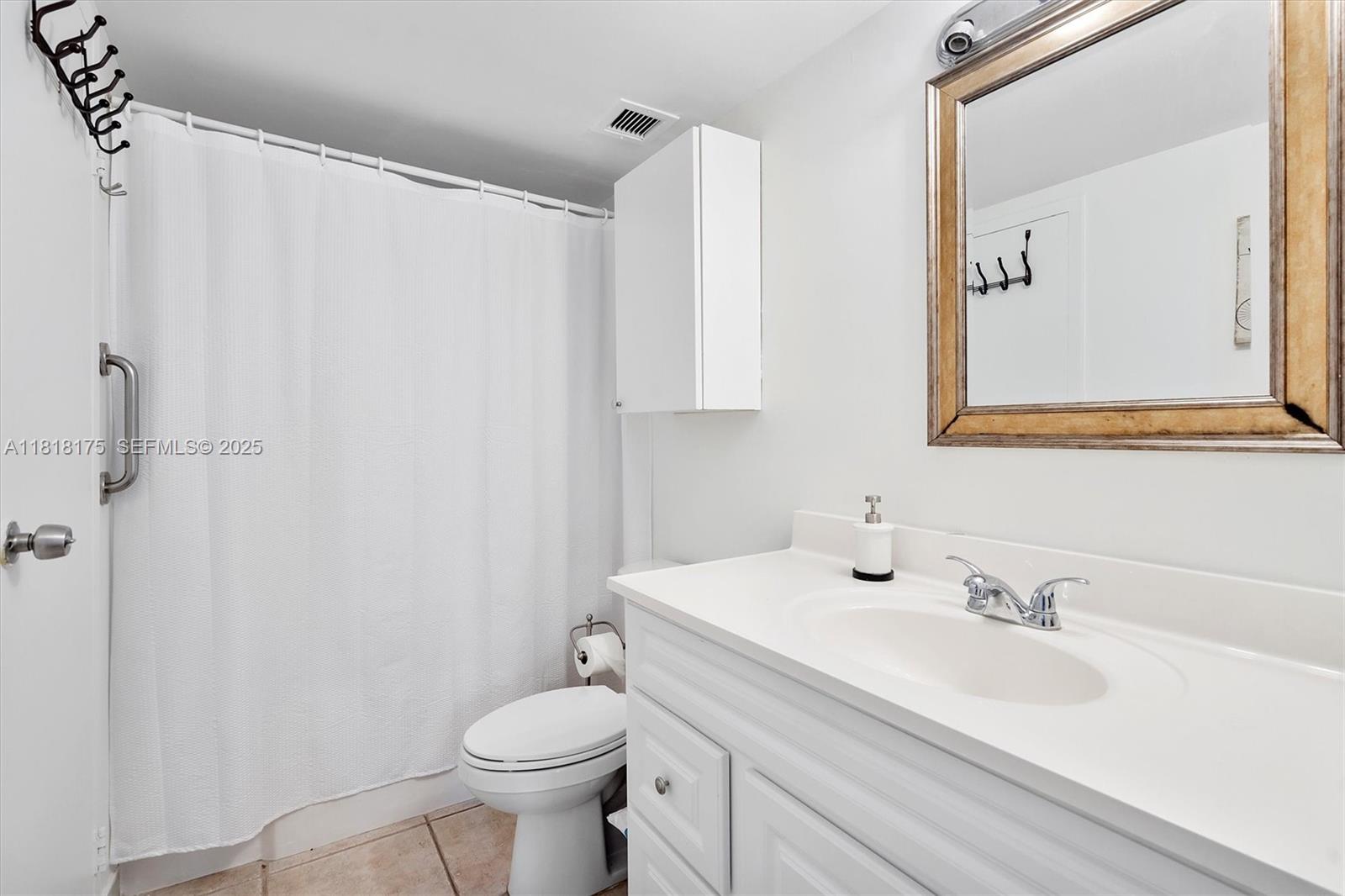 Residential in North Miami 4