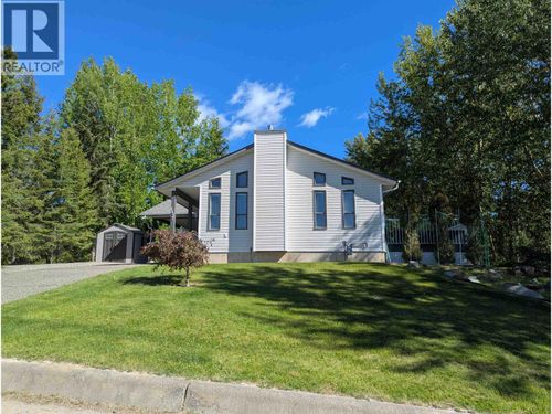 1417 Lewis Dr, Quesnel, BC, V2J5T5 | Card Image
