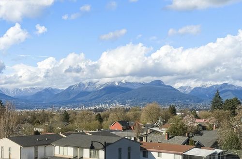 308-4818 Eldorado Mews, Vancouver, BC, V5R0B3 | Card Image