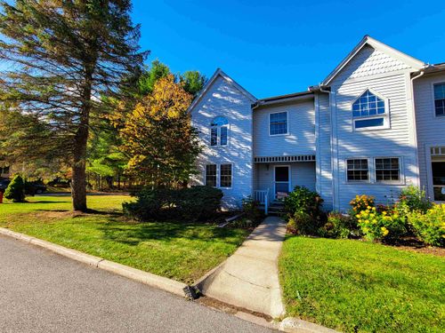 apt-1006-33 Harbor View Rd, South Burlington, VT, 05403-8702 | Card Image