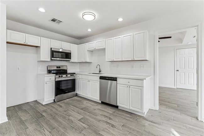 7504 Birch St, House other with 4 bedrooms, 2 bathrooms and null parking in Violet LA | Image 7