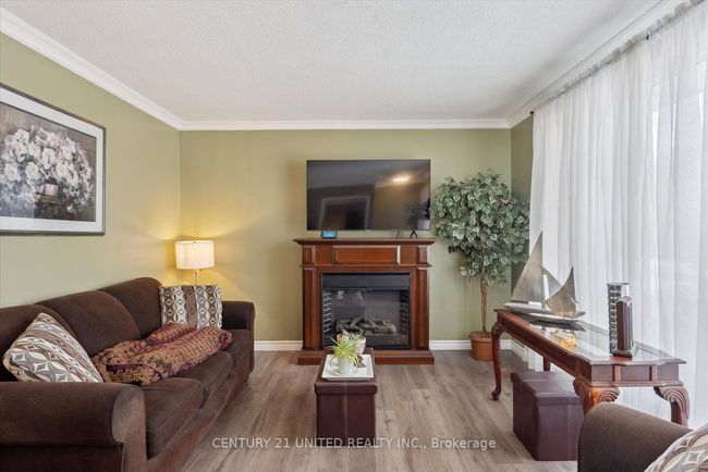 18 Cedarview Dr, House other with 3 bedrooms, 1 bathrooms and 5 parking in Omemee ON | Image 5