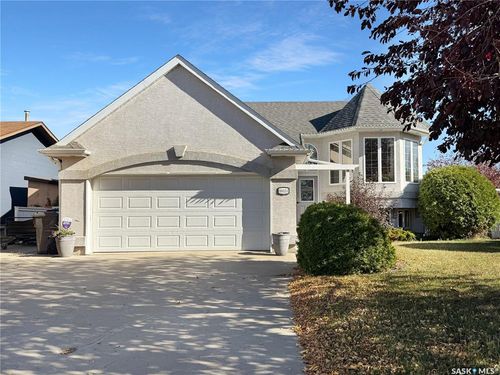 10324 Bunce Cres, North Battleford, SK, S9A3Y4 | Card Image