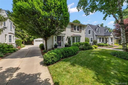 1832 Melbourne St, Birmingham, MI, 48009-1163 | Card Image
