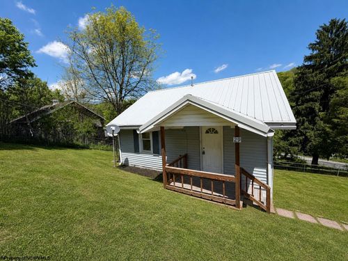 29 F St, Morgantown, WV, 26501-7695 | Card Image