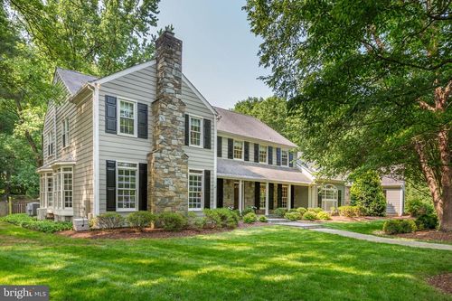 9203 Oaklyn Ter, POTOMAC, MD, 20854-3925 | Card Image