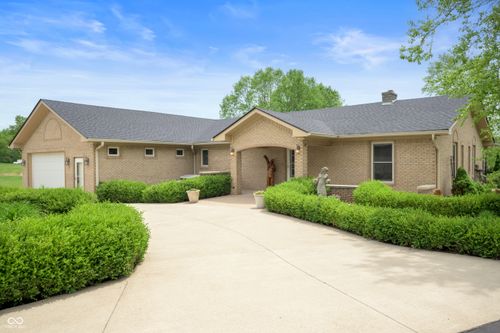 7653 N State Road 135, Morgantown, IN, 46160-8989 | Card Image