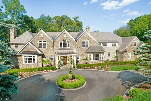 4 Rainetree Rdg, Far Hills, NJ, 07931-2264 | Card Image