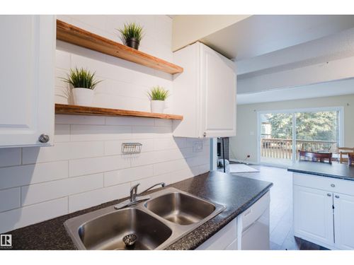 14612 121 St Nw, Edmonton, AB, T5X1T8 | Card Image