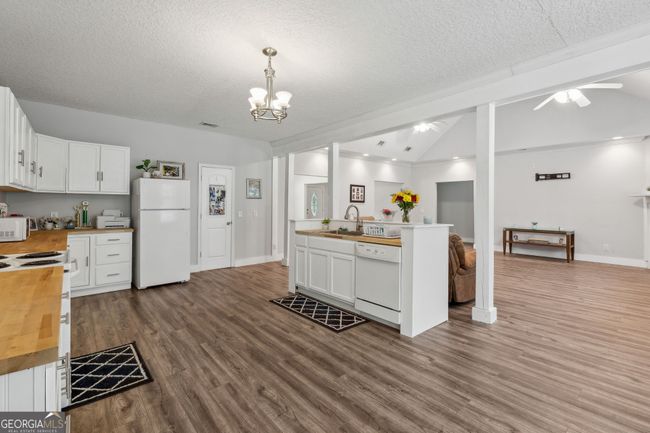 389 Magnolia Dr, House other with 3 bedrooms, 2 bathrooms and null parking in Waverly GA | Image 18