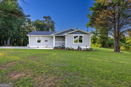 257 Kelly Farm Rd, Newnan, GA, 30265-1876 | Card Image