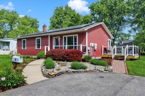 7 Courtney Dr, Vergennes, VT, 05491-1359 | Card Image