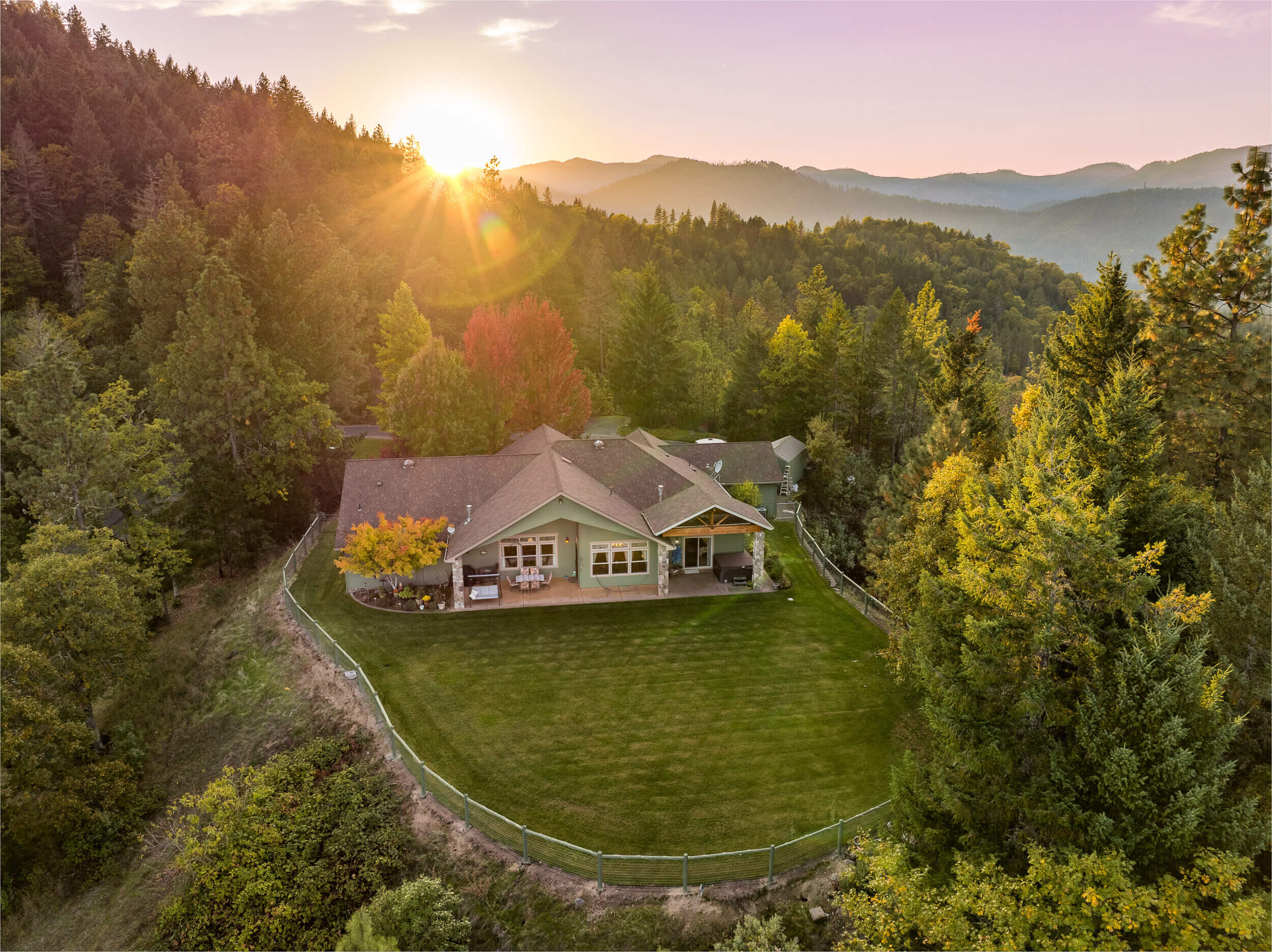 Seclusion Loop, Grants Pass, OR 97526