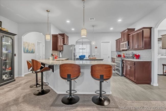 31287 E 64 Th St S, House other with 3 bedrooms, 3 bathrooms and null parking in Broken Arrow OK | Image 5