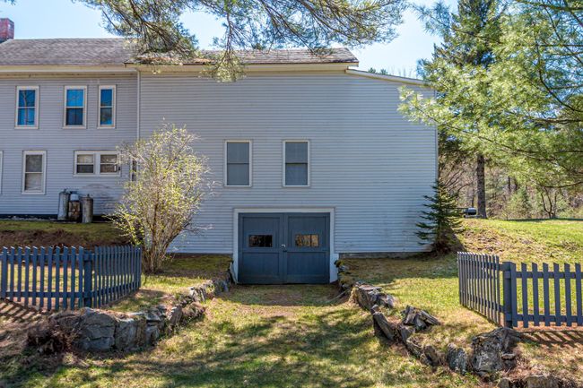 75 Elm St, House other with 5 bedrooms, 2 bathrooms and null parking in Whitefield NH | Image 49