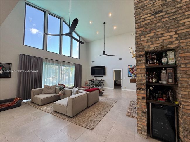 4000 Ne 23 Rd Ave, House other with 3 bedrooms, 4 bathrooms and null parking in Lighthouse Point FL | Image 19