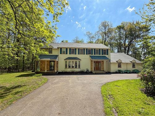 438 Edgewood Dr, Meadville, PA, 16335-1317 | Card Image