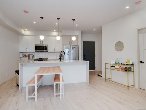 310-958 Pharoah Mews, Langford, BC, V9B7A1 | Card Image