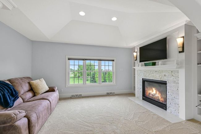 W292S5474 Fox Run Court, House other with 4 bedrooms, 4 bathrooms and null parking in GENESEE WI | Image 19