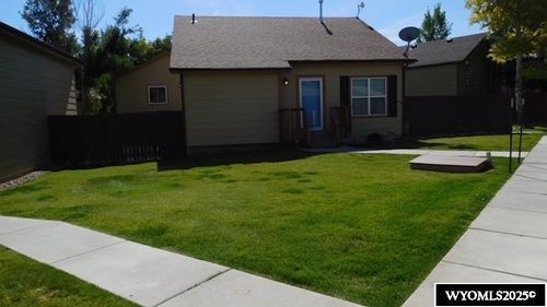 unit-24-700 Shoshone Ave, Green River, WY, 82935-5558 | Card Image