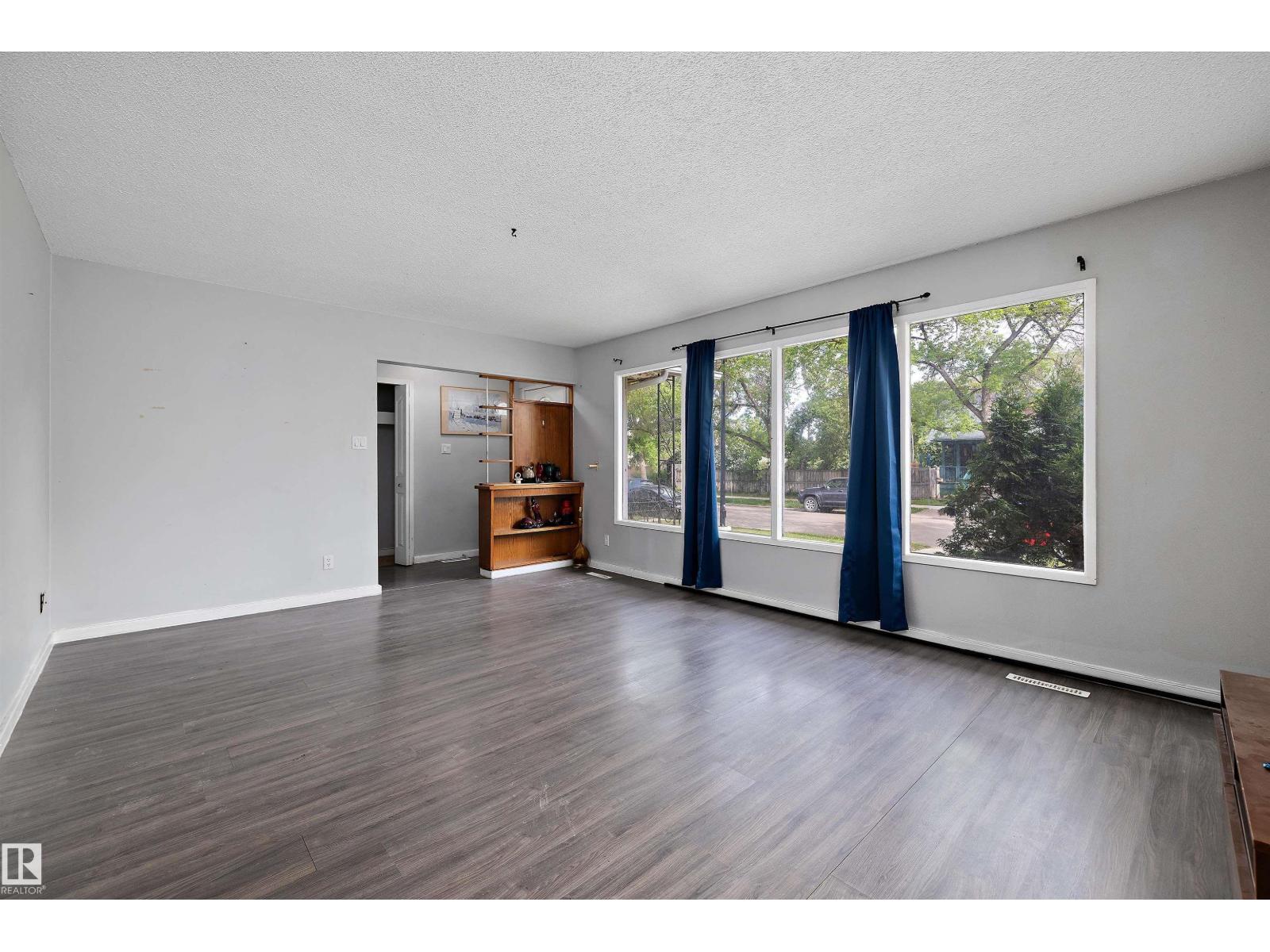 Residential in Edmonton 3