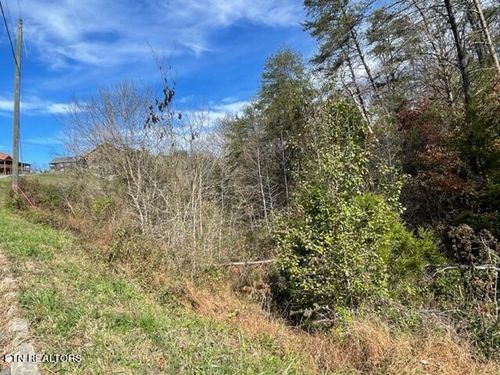  Oak Lake Dr Drive, Sevierville, TN, 37876 | Card Image