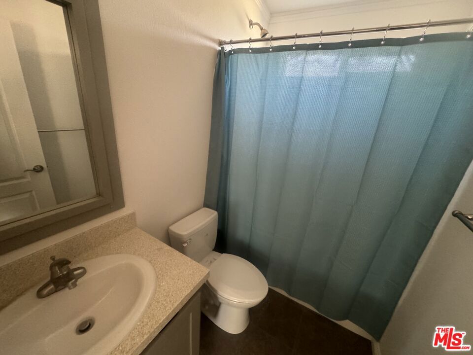 Residential Lease in Big Bear City 4