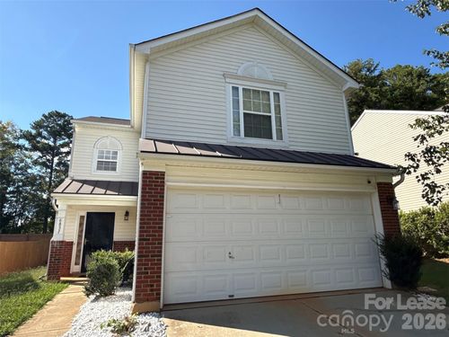 6831 Sunman Rd, Charlotte, NC, 28216-3082 | Card Image