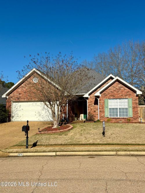 122 Pavilion Dr, Brandon, MS, 39042-2328 | Card Image