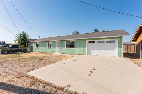 22284 Avenue 154, Porterville, CA, 93257 | Card Image