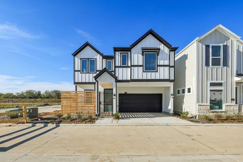 719 Topwater Trl, Kemah, TX, 77565-4103 | Card Image