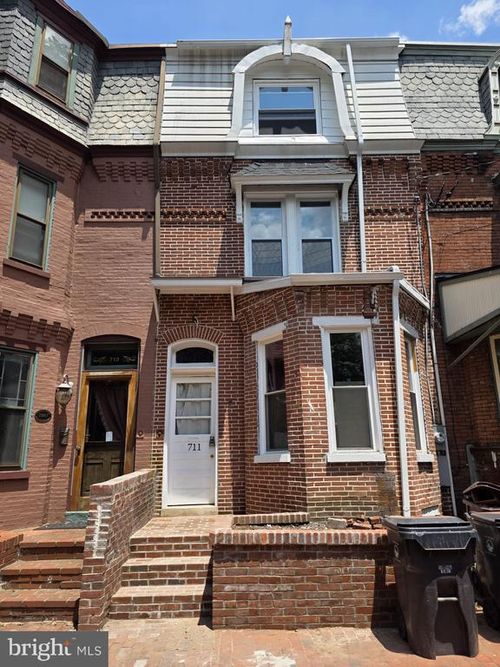 711 W 10th St, WILMINGTON, DE, 19801-1310 | Card Image