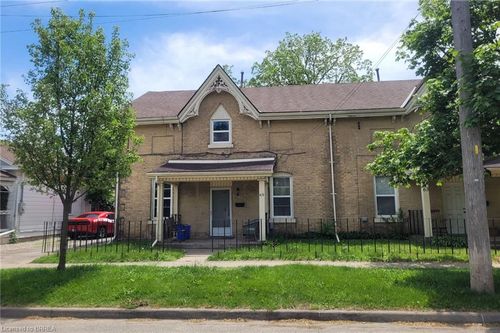 upper-65 East Ave, Brantford, ON, N3S3L5 | Card Image