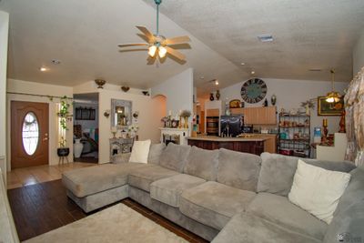 10688 E 37 St, House other with 3 bedrooms, 1 bathrooms and null parking in Yuma AZ | Image 3