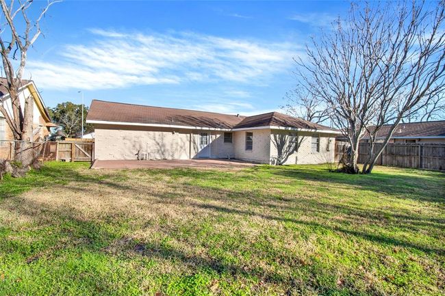506 Edgebrook Dr, House other with 4 bedrooms, 2 bathrooms and null parking in Houston TX | Image 19