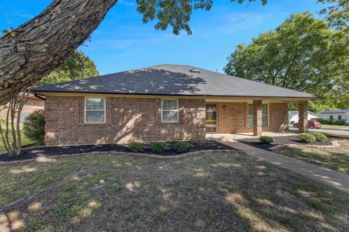 245 Sw Rand Dr, Burleson, TX, 76028-3735 | Card Image
