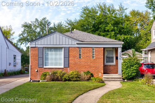 3275 Kenwood St, Ferndale, MI, 48220-1132 | Card Image