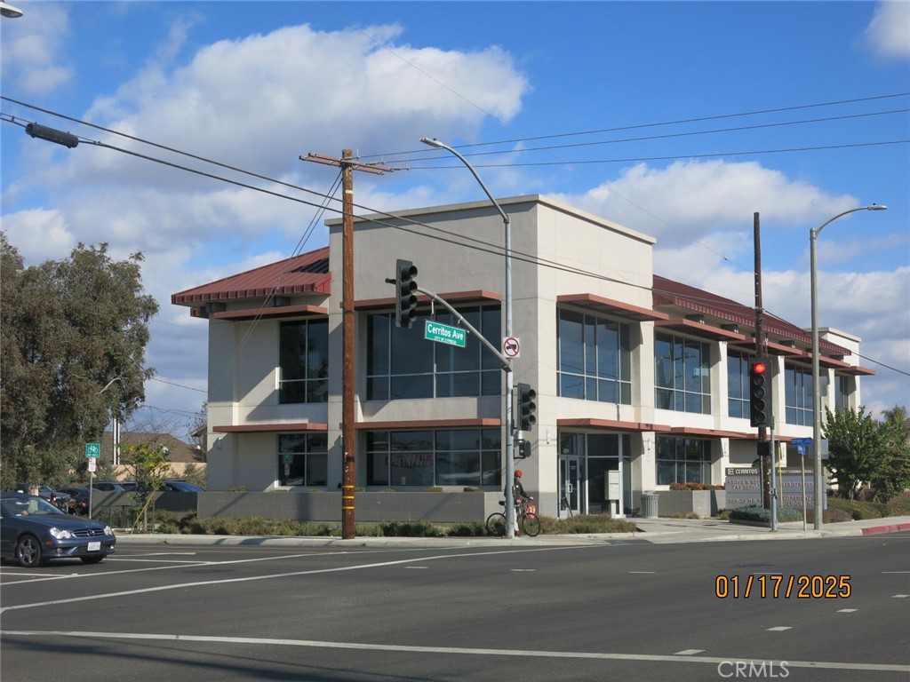 4501 Cerritos Ave, Cypress, CA 90630
