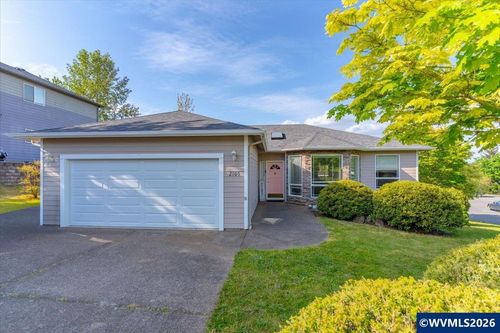 2105 Deerwind Ave Nw, Salem, OR, 97304-4822 | Card Image