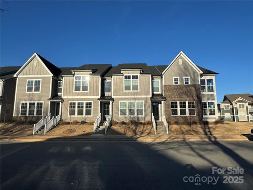 unit-102-143 Carriage Club Dr, Mooresville, NC, 28117-4437 | Card Image