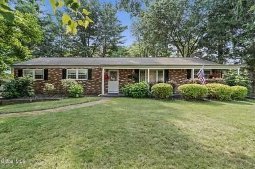7 Rolling Brook Ct, Clifton Park, NY, 12065-2201 | Card Image