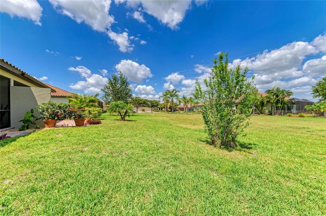 19889 Benissimo Dr, House other with 2 bedrooms, 2 bathrooms and null parking in VENICE FL | Image 4
