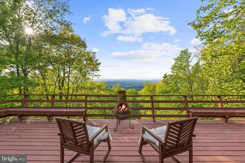 116 Mossy Rock Ln, LINDEN, VA, 22642-5033 | Card Image