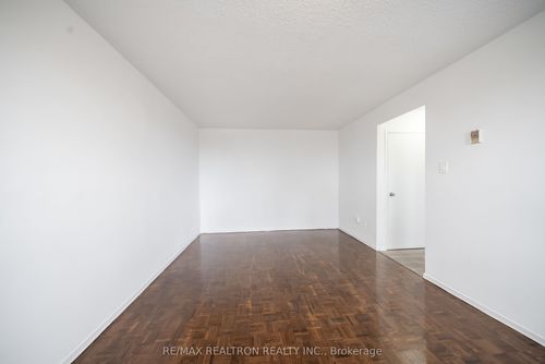 201-1042 Sheppard Ave W, North York, ON, M3H2T6 | Card Image