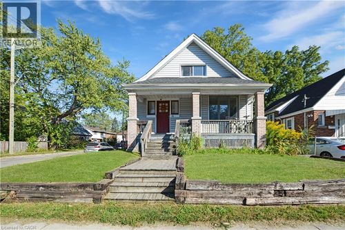 61 Broadway Ave, Hamilton, ON, L8S2V9 | Card Image