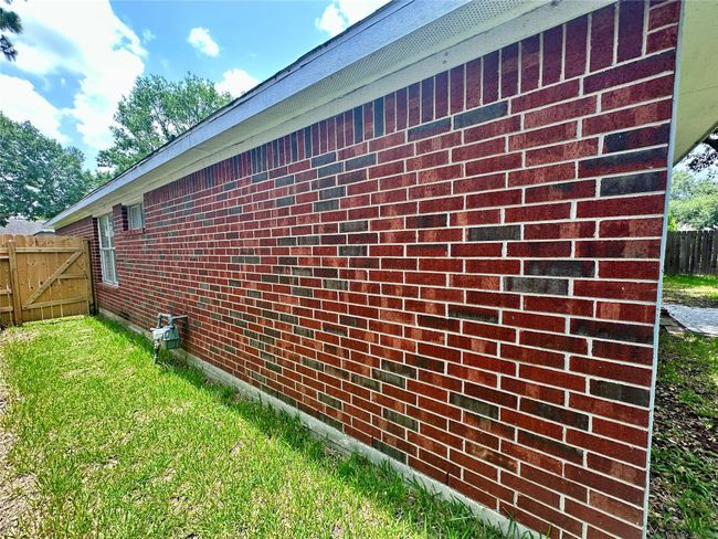 Side of home | Image 36
