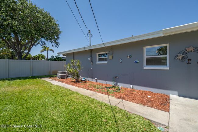 346 Cyprus Dr, House other with 3 bedrooms, 2 bathrooms and null parking in Cocoa Beach FL | Image 35