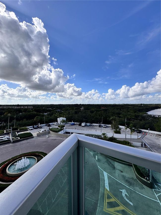 APT-908S - 2681 N Flamingo Rd, Condo with 3 bedrooms, 3 bathrooms and null parking in Sunrise FL | Image 34